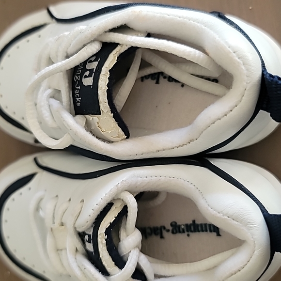 STUNNING JUMPING JACKS PERFECTION FIRE TRUCK SHOES - Picture 5 of 8